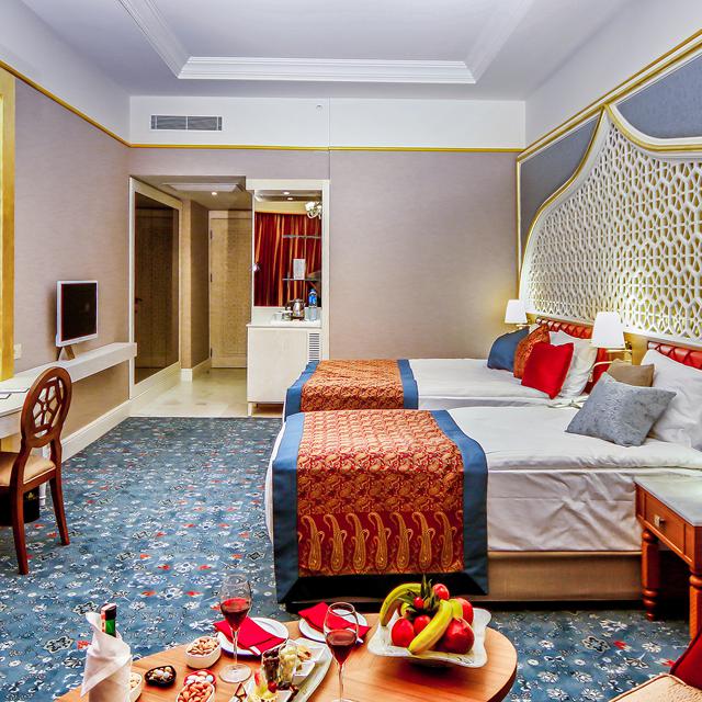 Hotel Royal Taj Mahal