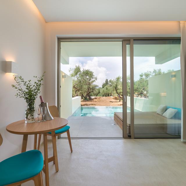 Tsamis Zante Suites