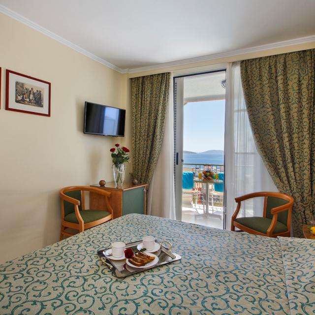 Hotel Tolon Holidays
