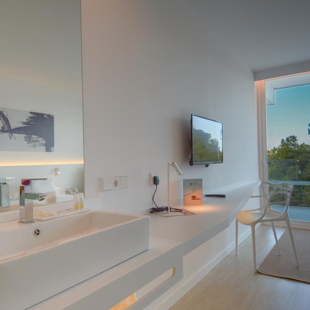 Hotel Els Pins Resort & Spa