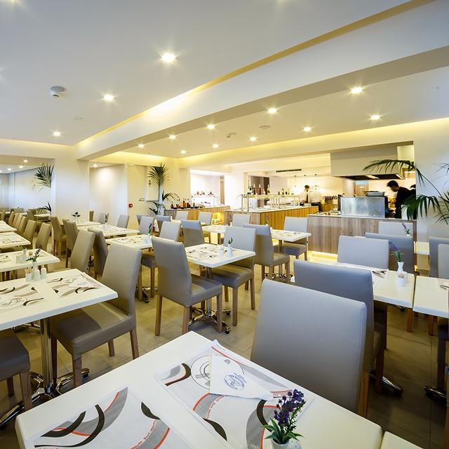 Hotel Porto Planos Beach