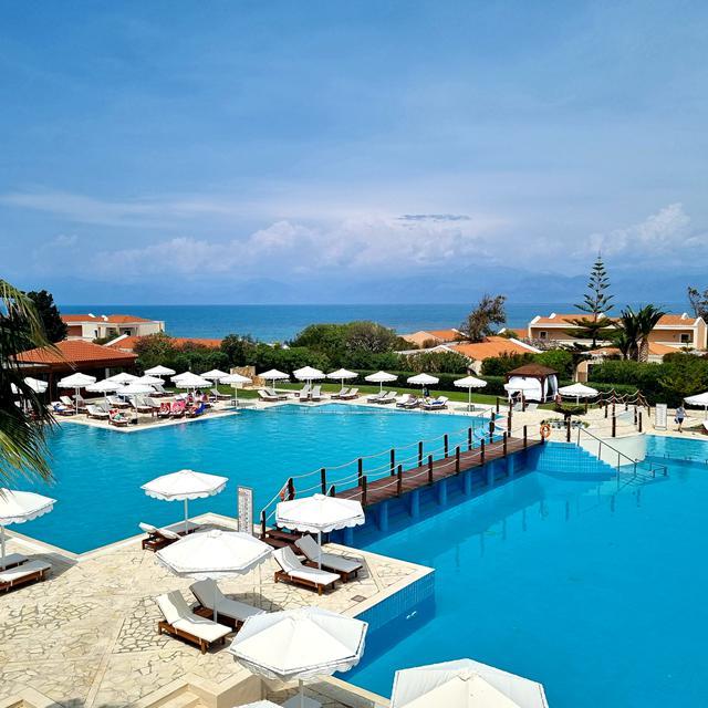 Hotel Roda Beach Resort & Spa