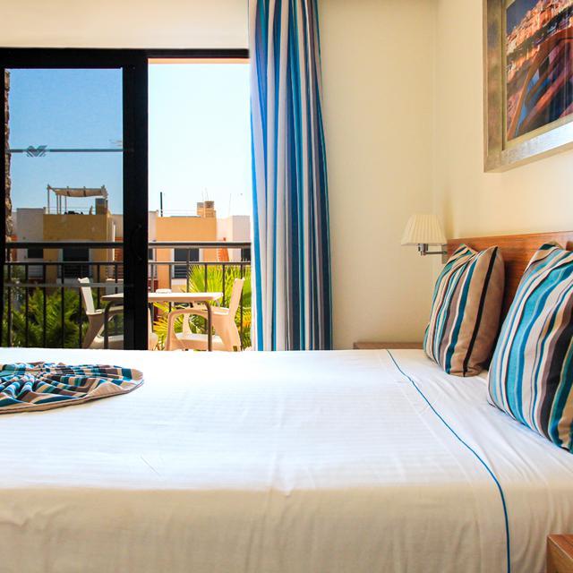 Aparthotel Vitor's Village