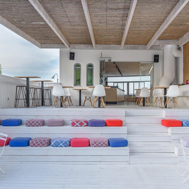 Azure Mare Hotel
