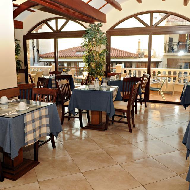 Hotel Athena