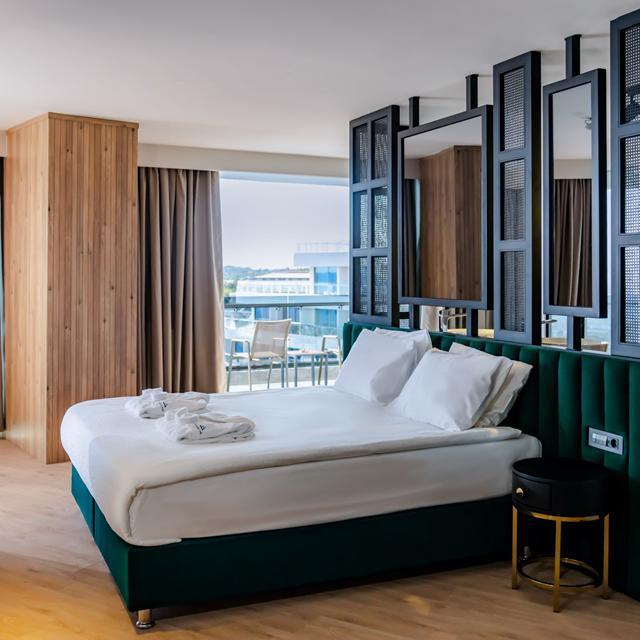 Hotel Alarcha Resorts