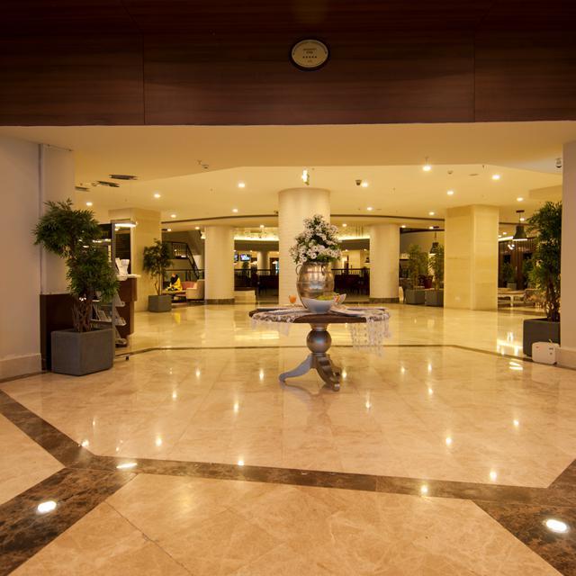 Hotel Gold City